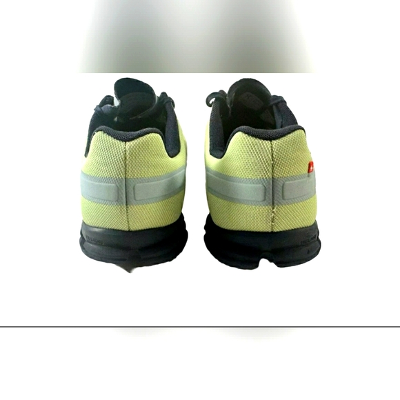 On Cloudflow Yellow Green Waterproof Running Sneaker Shoe Men 11 Women 12.5 - Picture 5 of 7